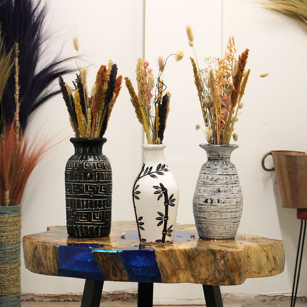 Swirls Shaped Vase, Cream