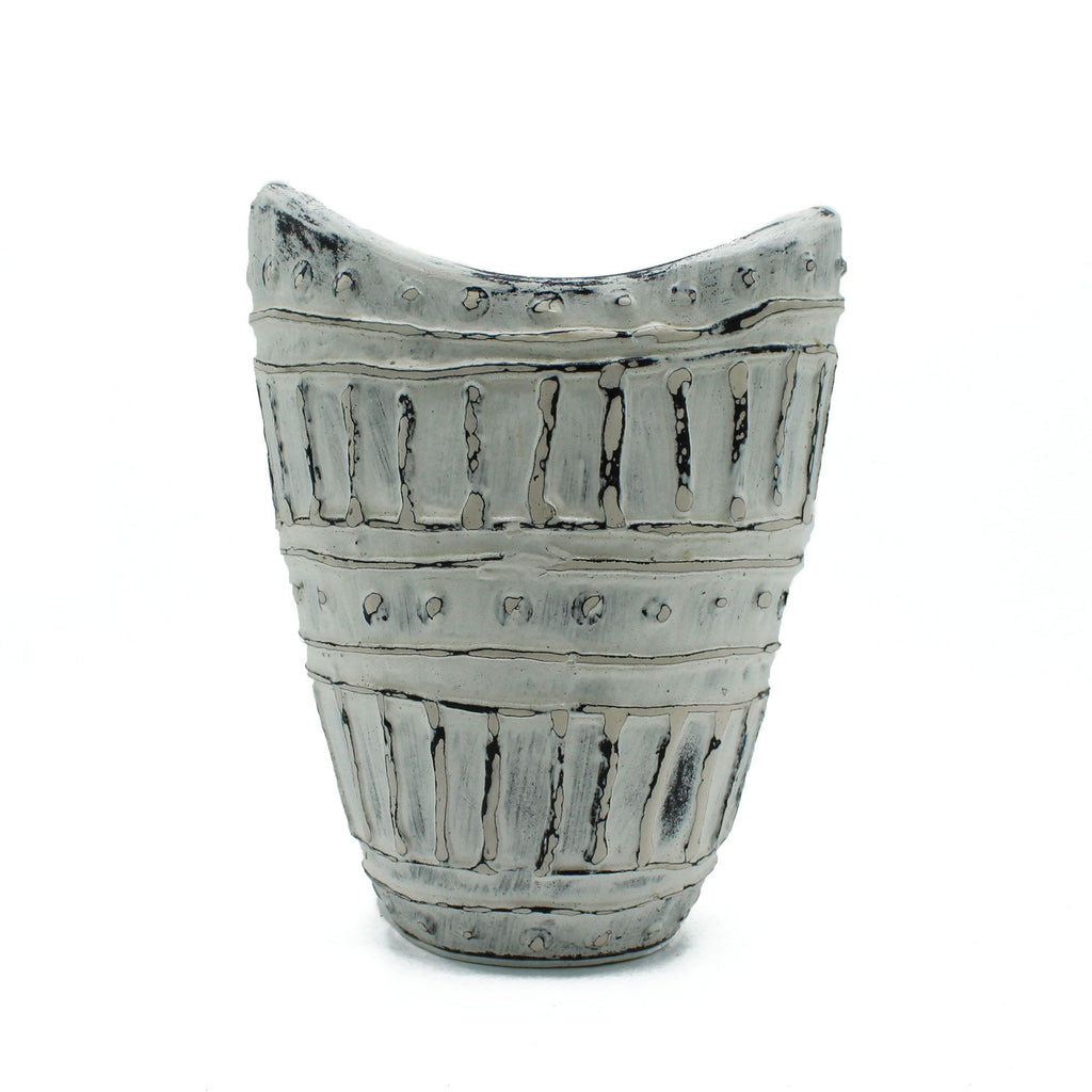 Cream Wide-Neck Vase, 22 cm